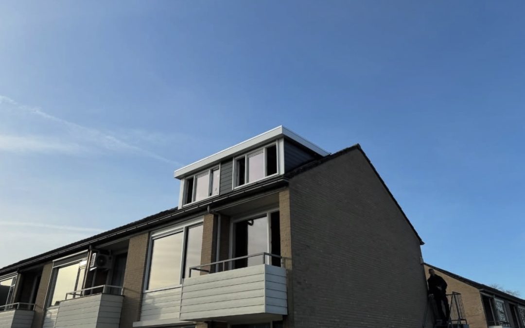 Dakkapel geplaatst op Urk | Meer ruimte en licht op zolder